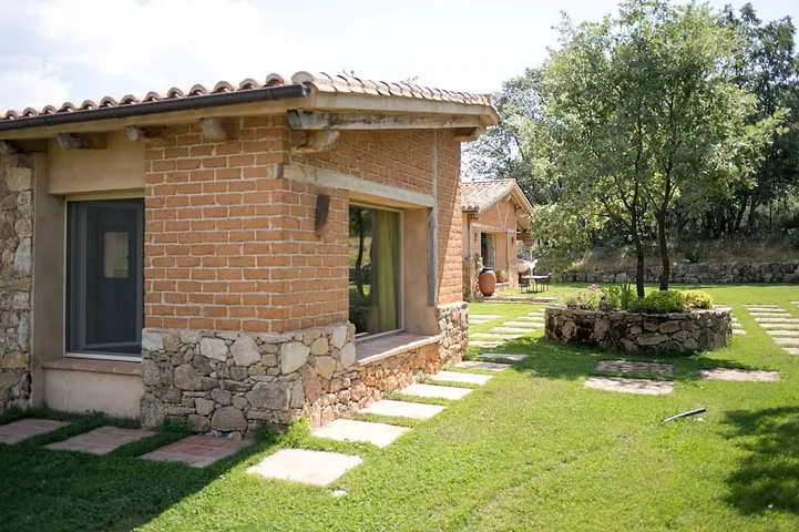 Holiday home for 7 people, with terrace and garden - 1