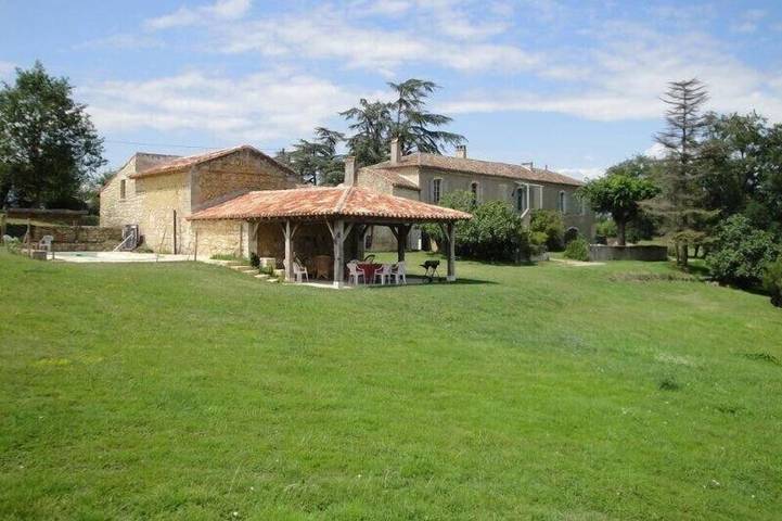 Location de vacances pour 10 personnes, avec Terrasse et Jardin à Layrac
