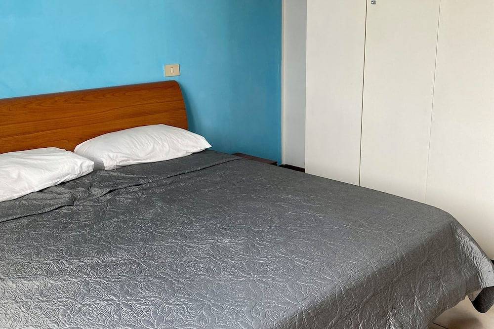 Apartamento entero, Apartment 550 mt from the sea in Punta Marina, Provincia de Ravenna