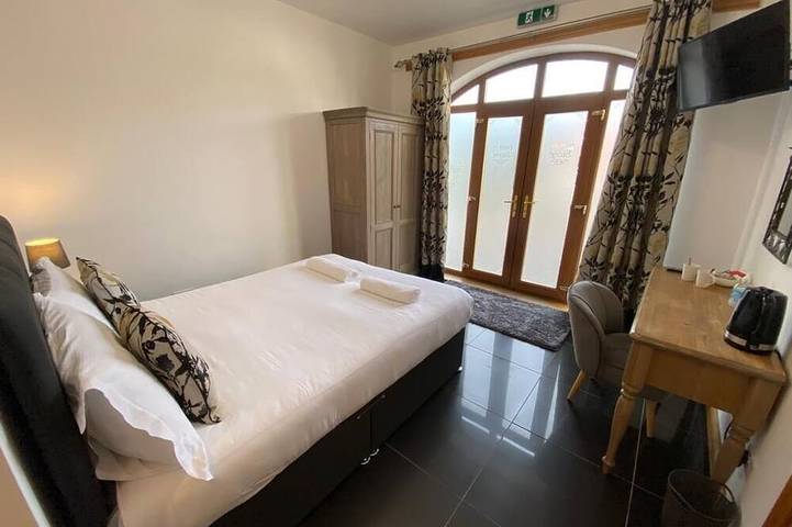 Hotel für 2 Personen, mit Garten - 1