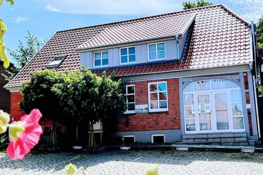 Ganze Wohnung, Neu im Angebot: Wohnung für vier Personen in Bad Segeberg, Kreis Segeberg