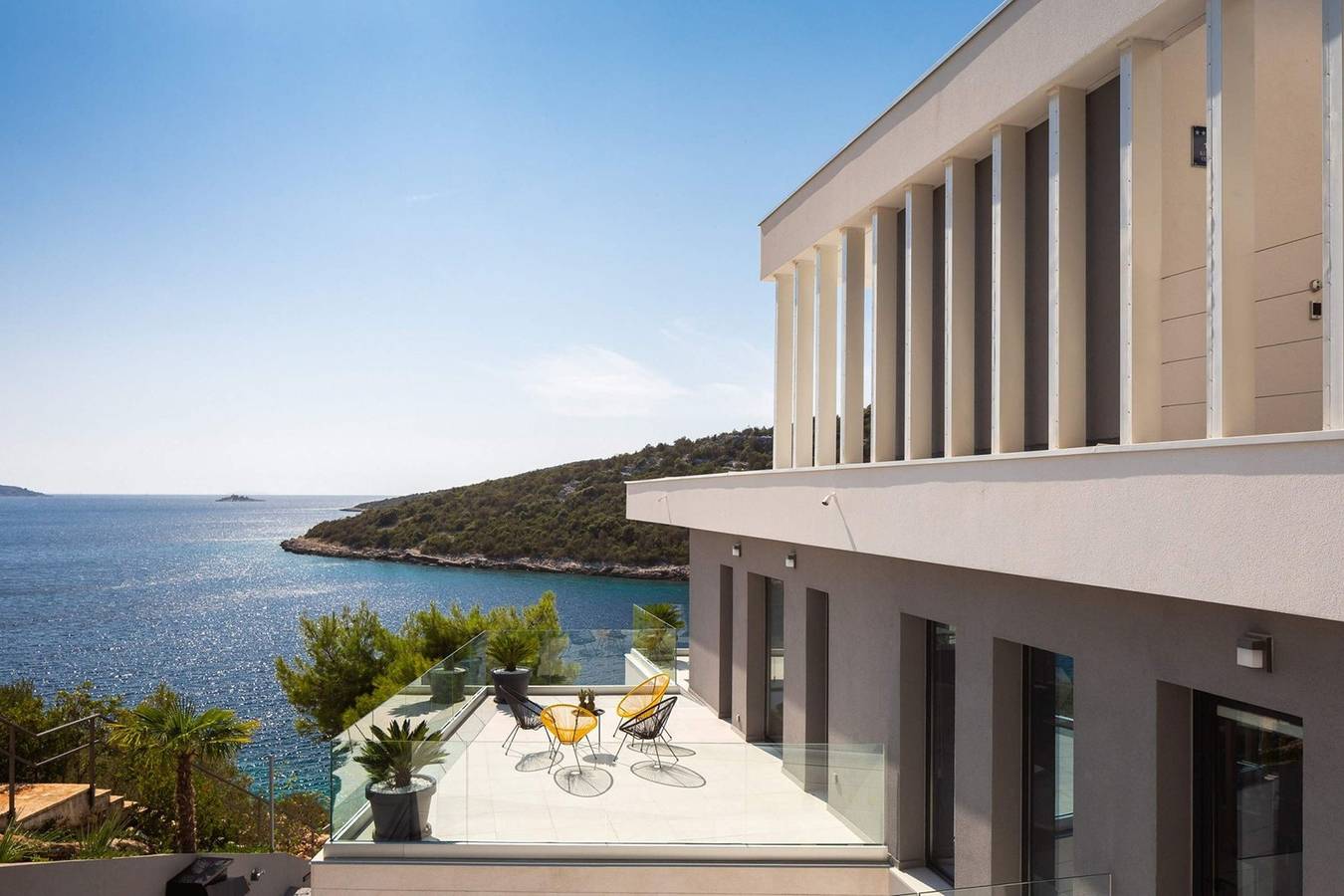 Luxury Beach Villa Marina Prestige w/ Heated Pool in Vinisce, Żupania splicko-dalmatyńska