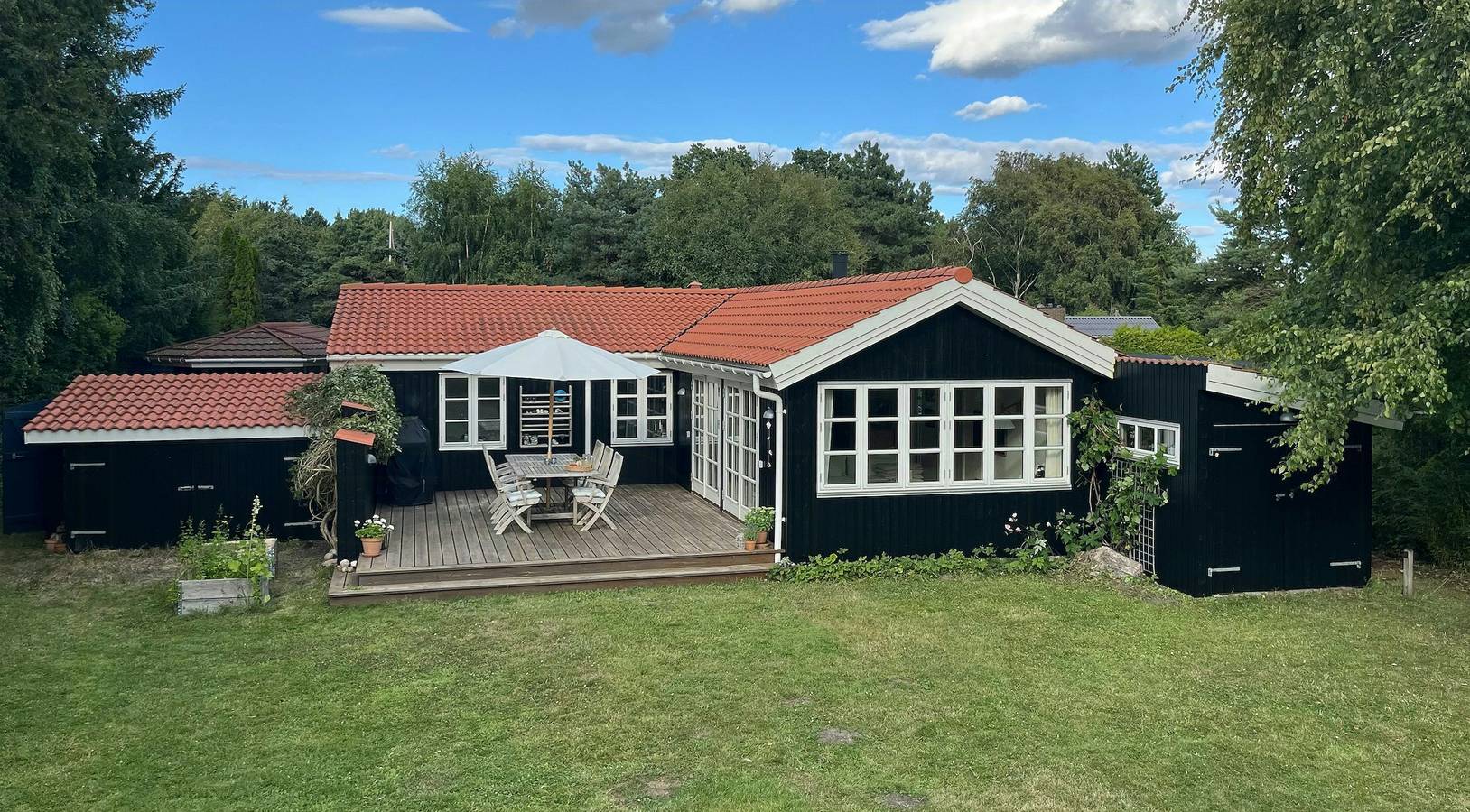 Casa de vacaciones en primera línea del fiordo de Avnø con spa in Næs, Vordingborg