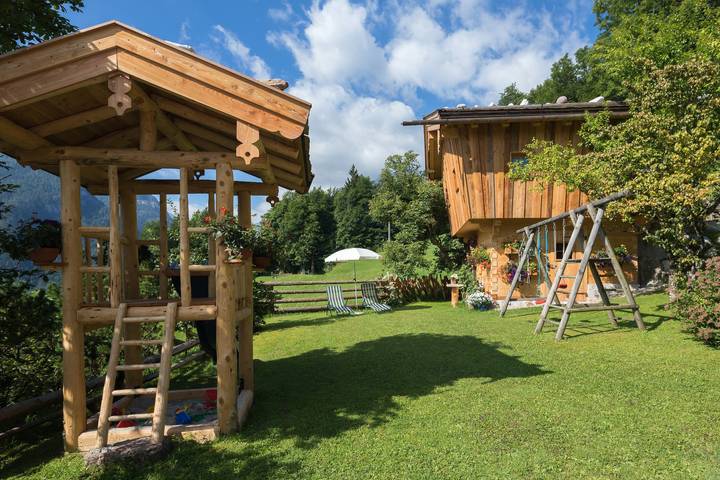 Ganze Ferienwohnung, Ferienwohnungen Gerstreitlehen - Ferienwohnung Nr. 1, 1-2 Personen, 26 qm, Balkon mit Panoramabergblick, W-Lan in Ramsau bei Berchtesgaden, Berchtesgadener Alpen