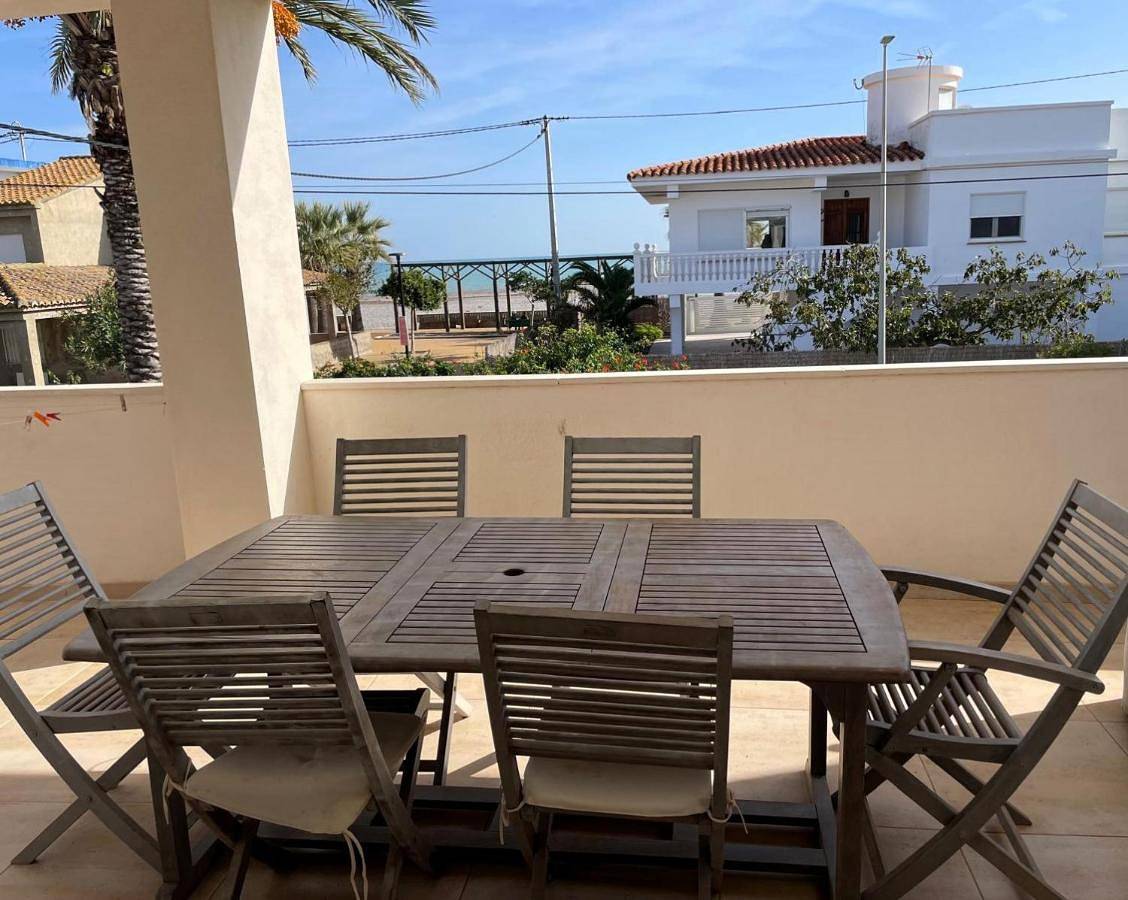 Apartamento entero, Three-Bedroom Apartment in Playa de Almenara, Almenara