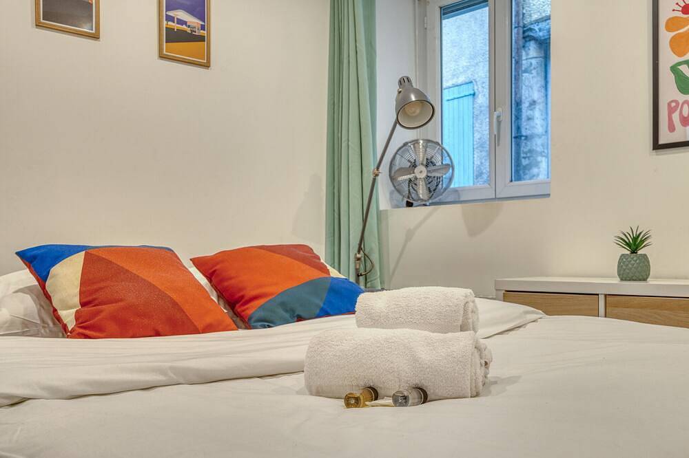 Apartamento entero, L’Aristote - Studio cosy - Sainte-Foy-lès-Lyon - Wifi inclus in Sainte-Foy-lès-Lyon, Ródano