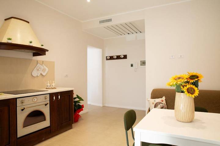 Ferienwohnung für 2 Personen, mit Balkon und Ausblick in Fara in Sabina - 2