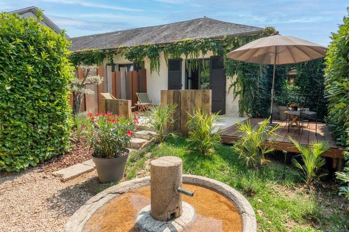 Hôtel pour 6 personnes, avec vue ainsi que jardin et piscine, animaux acceptés à Couzeix - 2