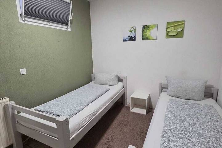 Ganze Wohnung, Ferienwohnung/Monteurwohnung Altes Café in Ahnatal, Landkreis Kassel