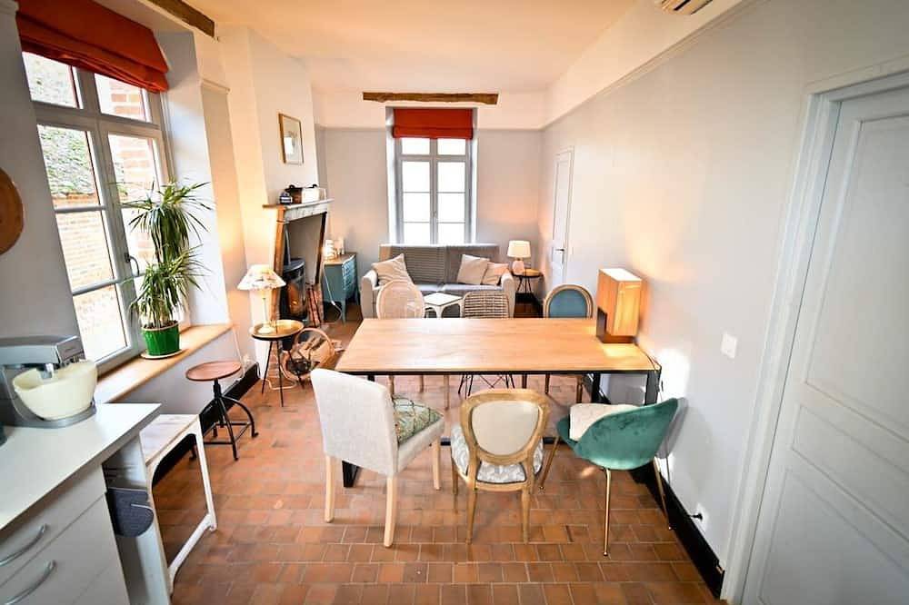 Gîte de Montfranc in the heart of a Sologne estate in Pierrefitte-sur-Sauldre, Sologne