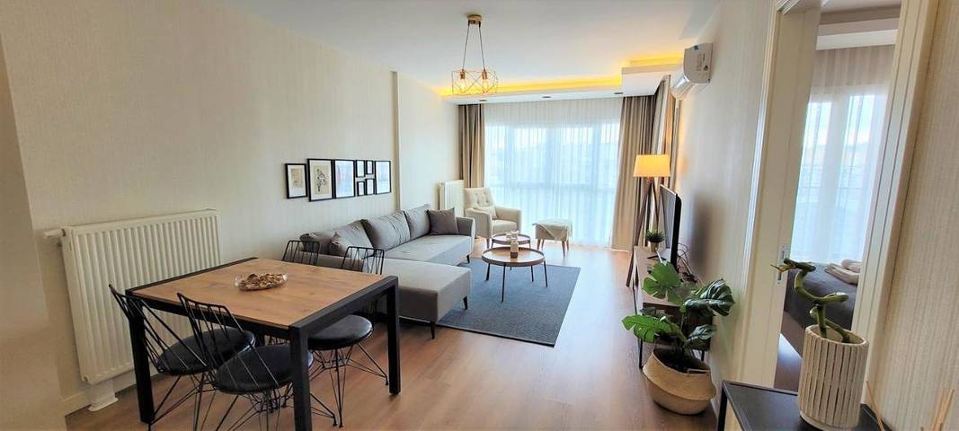 Lägenhet för 3 Personer, med bastu samt pool och terass och trädgård i Istanbul