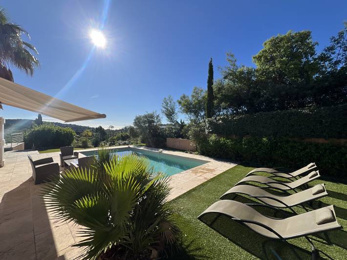 Villa pour 8 personnes, avec jardin et terrasse à Roquebrune-sur-Argens