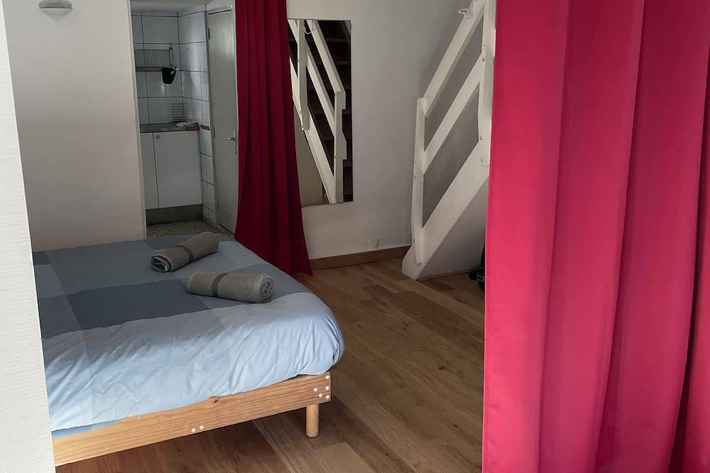 Entire apartment, Le cabanon des pêcheurs in Ensuès-la-Redonne, Istres region