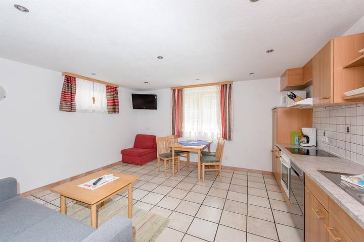 Ferienwohnung für 4 Personen, mit Terrasse und Garten, kinderfreundlich - 1