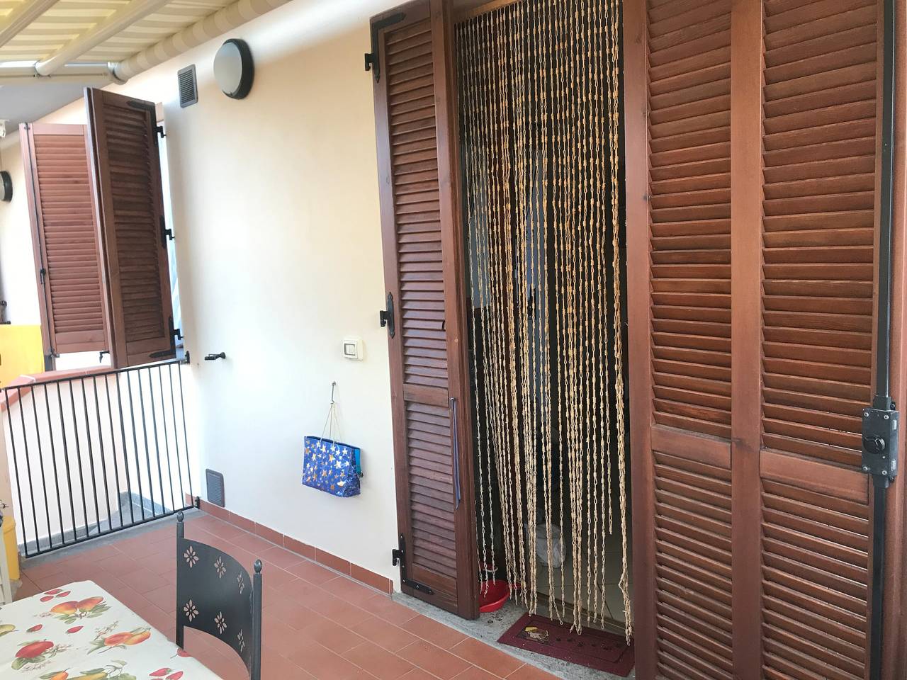 Holiday Home 'La Casa Dei Limoni' with Sea View, Private Terrace and Balcony in Riotorto, Etruscan Coast