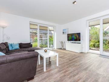 Ferienhaus für 7 Personen, mit Terrasse und Garten in Bensersiel