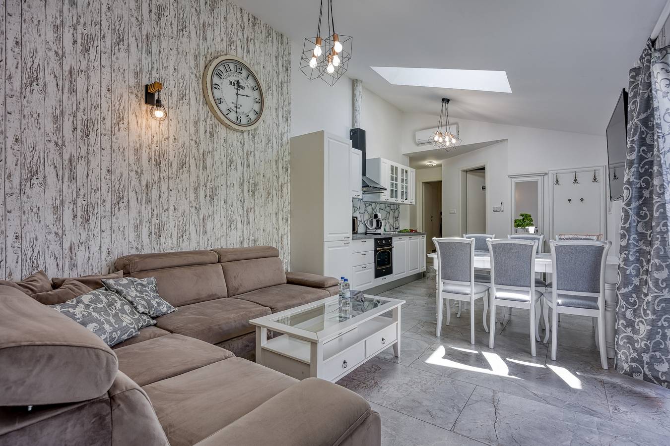 Ganze Wohnung, Casa Ma3x Apartment Whitewood in Koper, Slowenische Riviera