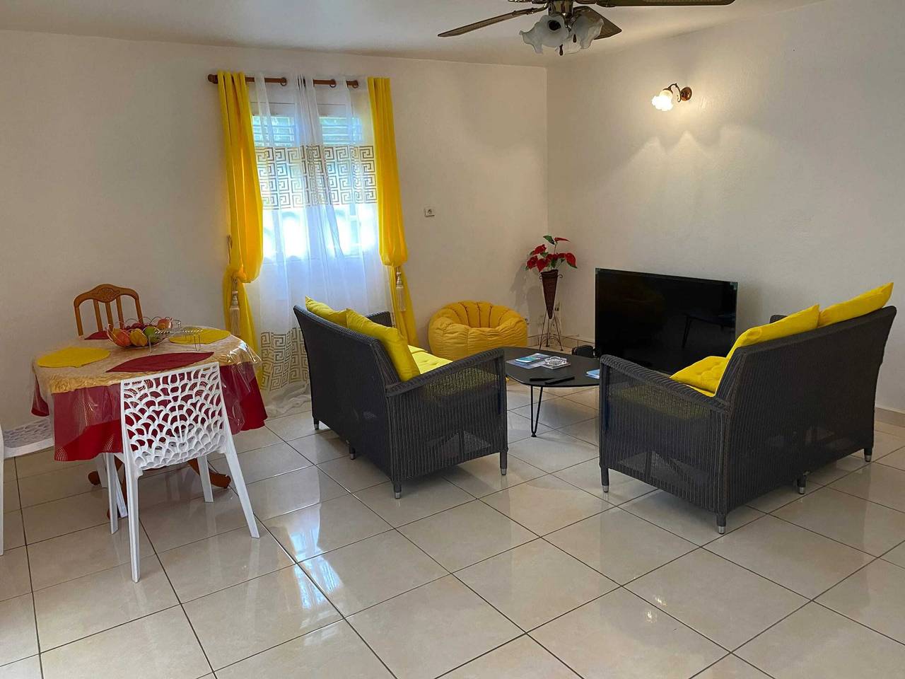 Charming House in Baie-Mahault with Fenced Garden in Baie-Mahault, Guadeloupe (Caribbean)