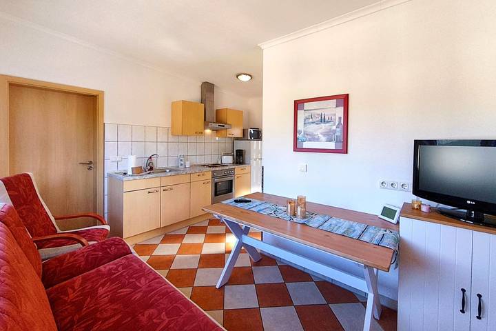Ferienwohnung für 4 Personen, mit Balkon und Ausblick, mit Haustier in Loddin - 3