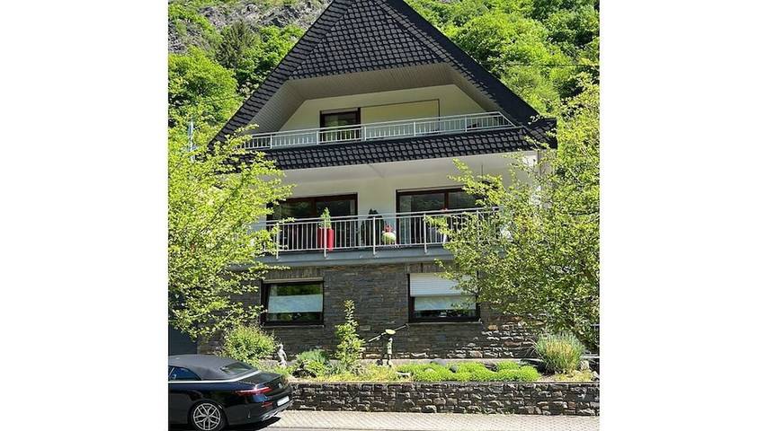 Ferienhaus für 2 Personen an der Burg Eltz