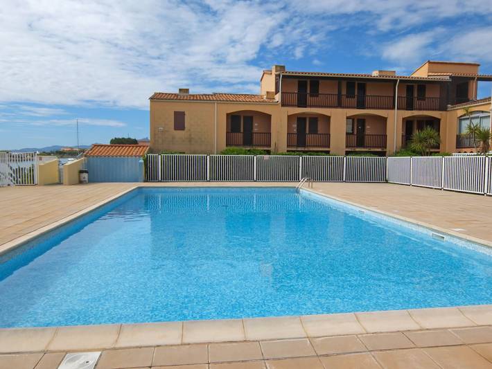 Gîte pour 4 personnes, avec terrasse dans Plage du pont tournant