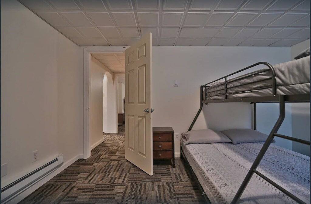 Game Room/Sauna/ Hot Tub/Air Hockey/Pool Table/Foosball/Fire Pit in Blakeslee, Monroe County (PA)