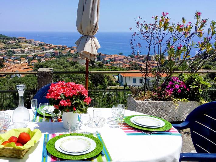 Ferienwohnung für 6 Personen, mit Terrasse und Garten in Riviera di Ponente - 3