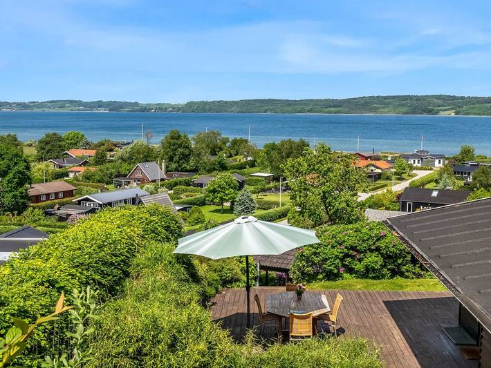 Ferienhaus für 4 Personen, mit Terrasse in Mørkholt
