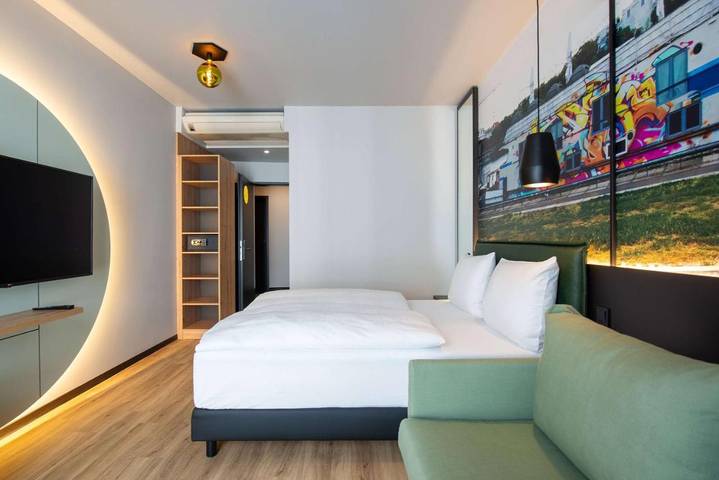 Hotel für 3 Personen, mit Terrasse in Kreuzberg Berlin