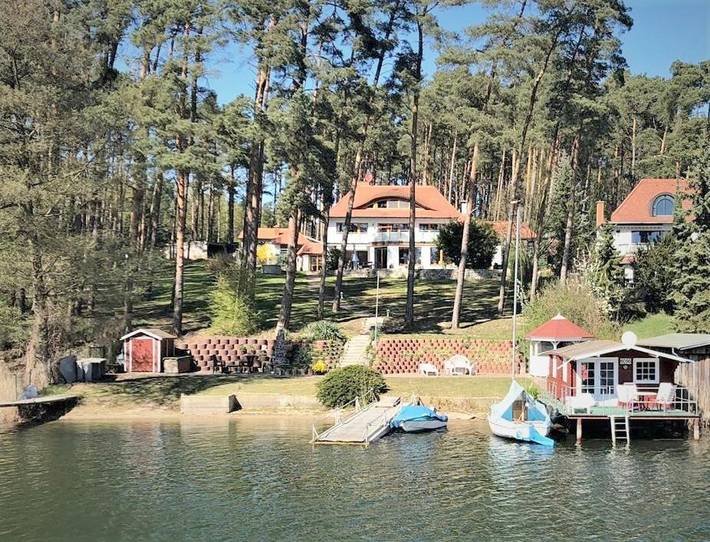 Ferienhaus für 4 Personen, mit Ausblick und Garten sowie Seeblick in Waren (Müritz)