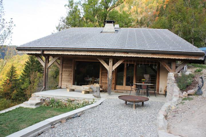 Chalet 'La Case' mit Bergblick in Abondance, Les Portes du Soleil