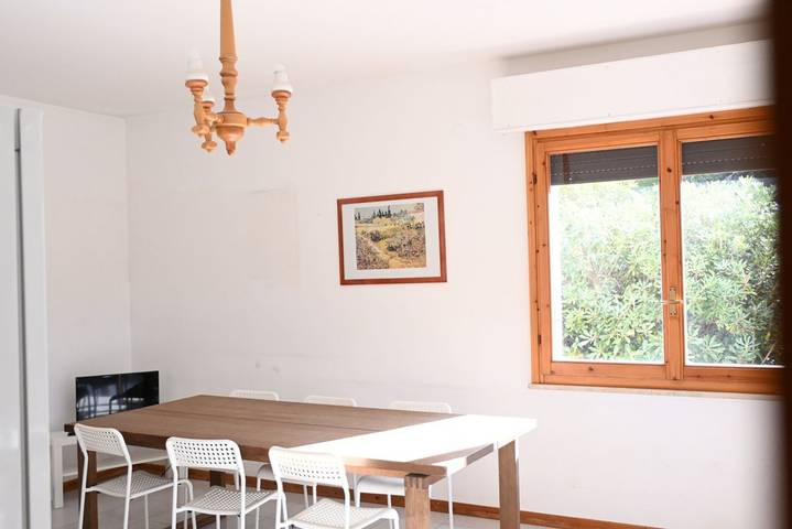 Appartement entier, S077 - Sirolo, three-room apartment with garden in the center in Sirolo, Riviera del Conero