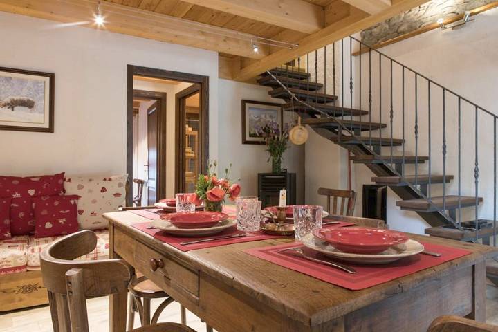 Appartement de vacances pour 4 personnes, avec Balcon et Terrasse ainsi que Jardin et Vue