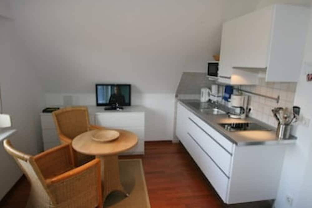Ganze Wohnung, Klein aber fein - 20 qm Dg Wohnung zentral in Wyk, in Wyk auf Föhr (Stadt), Wyk auf Föhr