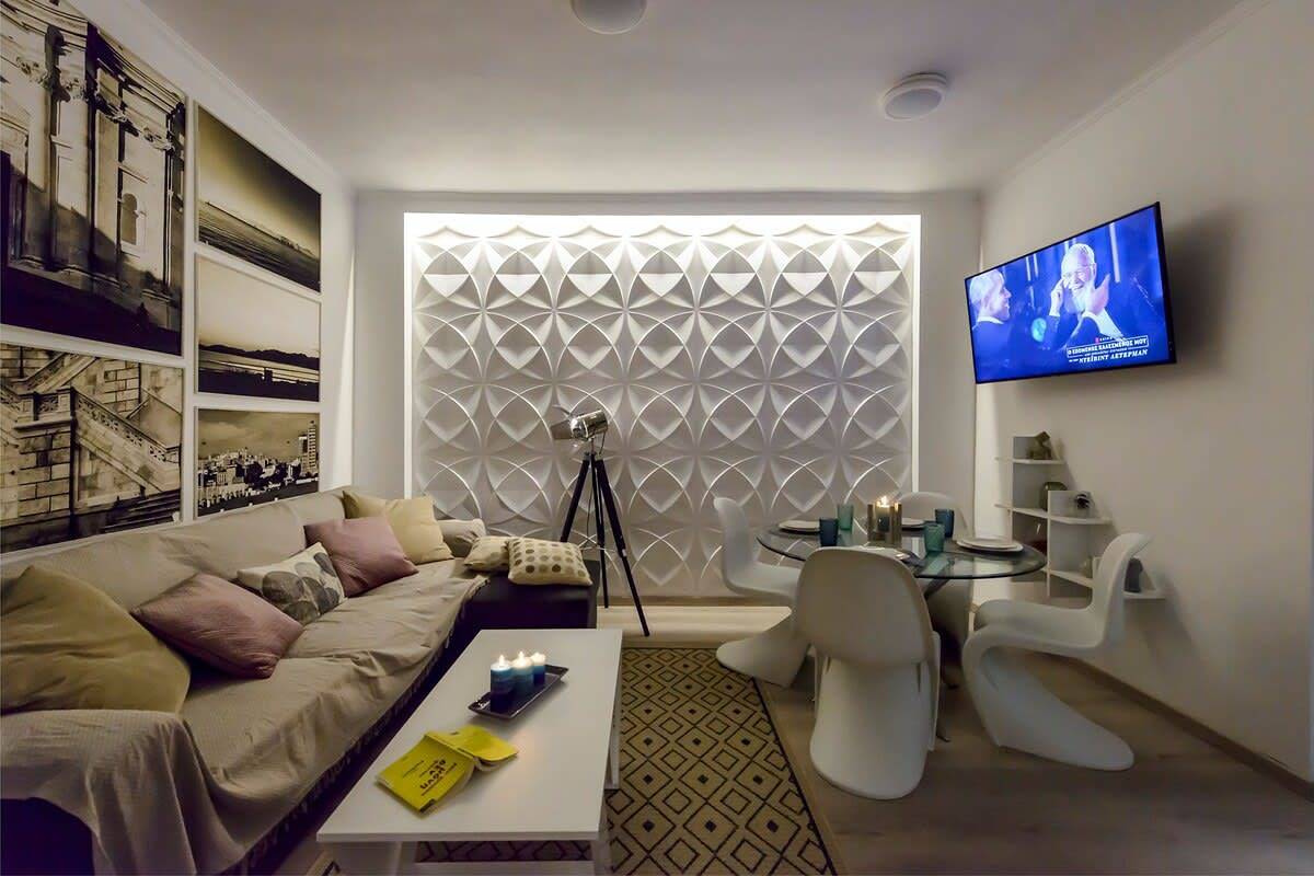 Ganze Ferienwohnung, City Skyloft - Top location & Private Roof Garden in Kalamata, Messenien