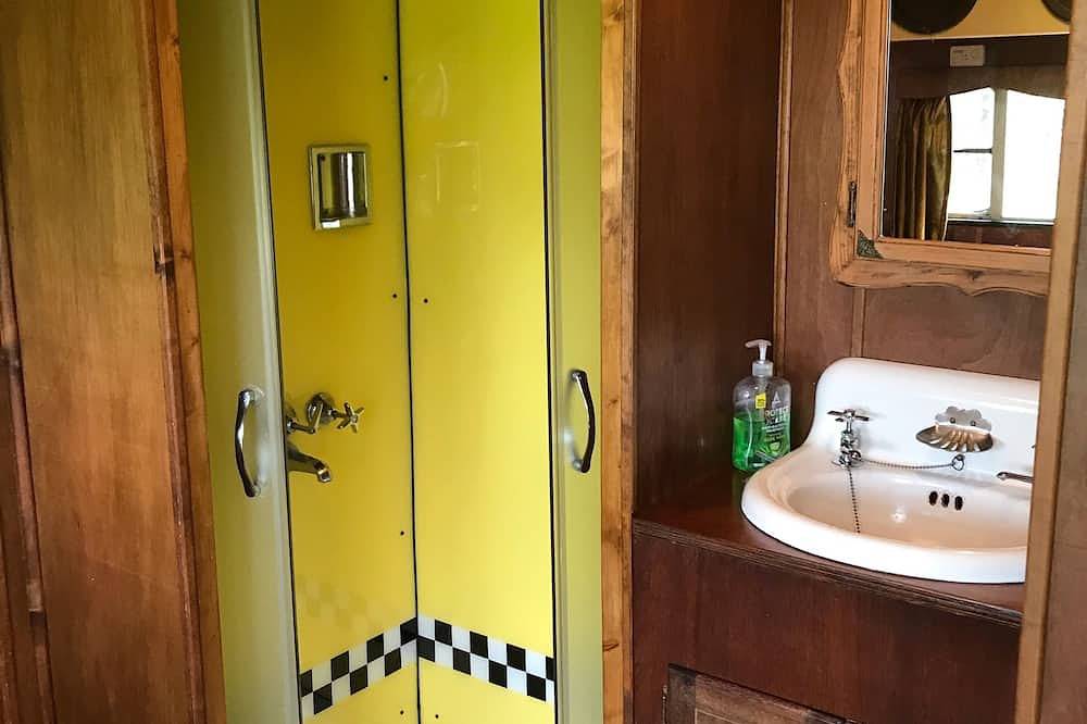 Cosy vintage American caravan in Churchstanton, Somerset