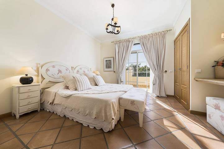 Ganze Wohnung, Doppelhaushälfte, 500m vom See in Quinta do Lago, perfekt für Ihren Urlaub in Quinta do Lago, Almancil