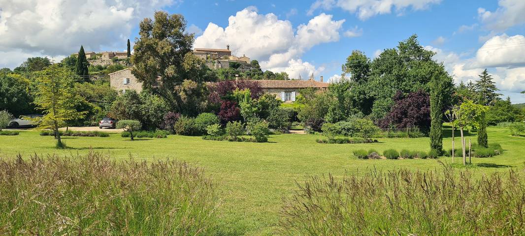 Gîte pour 12 personnes, avec Piscine à Lussan - 2