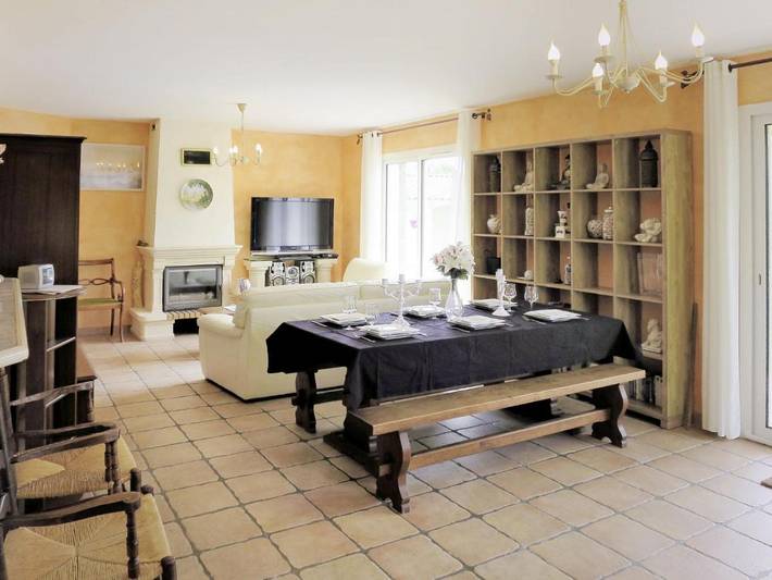 Location de vacances pour 6 personnes, avec jardin ainsi que piscine et terrasse, animaux acceptés à Ordonnac - 3