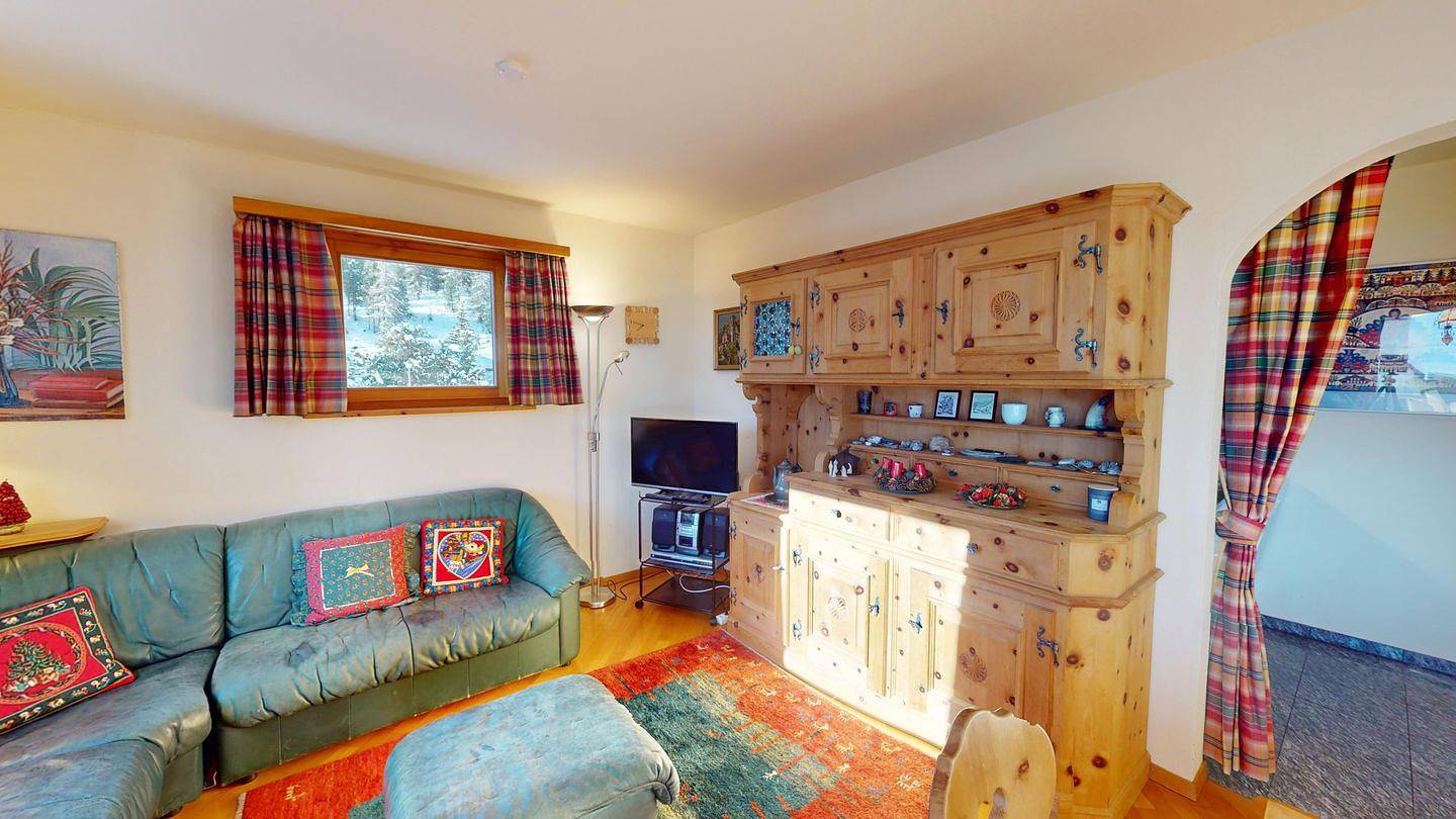 Ganze Wohnung, Apartment Ambretta Og - Geräumige Wohnung in Champfèr in Silvaplana, Sankt Moritz