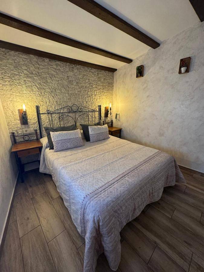 Casa rural para 2 personas, con piscina y terraza en La Alcarria - 2