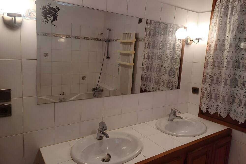 Gîte acogedor en el corazón de Couiza con terraza privada y Wi-Fi in Couiza, Parque Natural Regional Corbières-Fenouillèdes