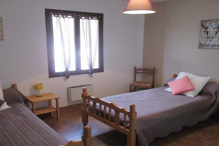 Location de vacances pour 4 personnes, avec piscine ainsi que terrasse et jardin à Balazuc - 2