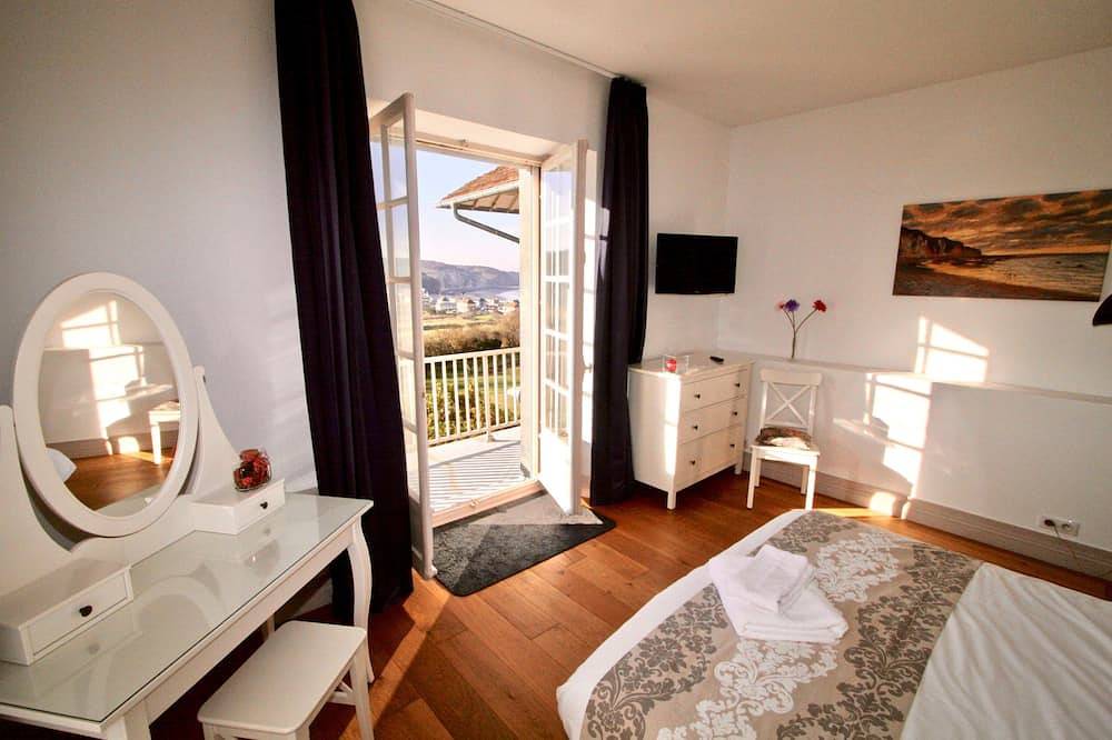 Apartamento entero, **** Gran Duplex, vistas al mar, 5 dormitorios, sábanas, jardín privado in Pourville-sur-Mer, Hautot-sur-Mer