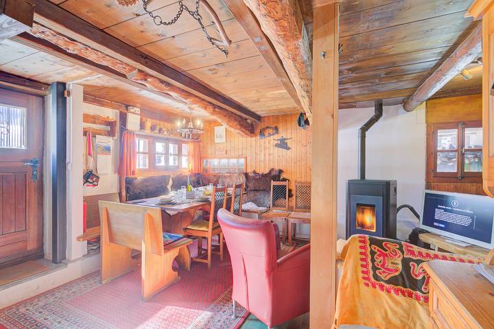 Chalet für 6 Personen, mit Balkon im Tessin