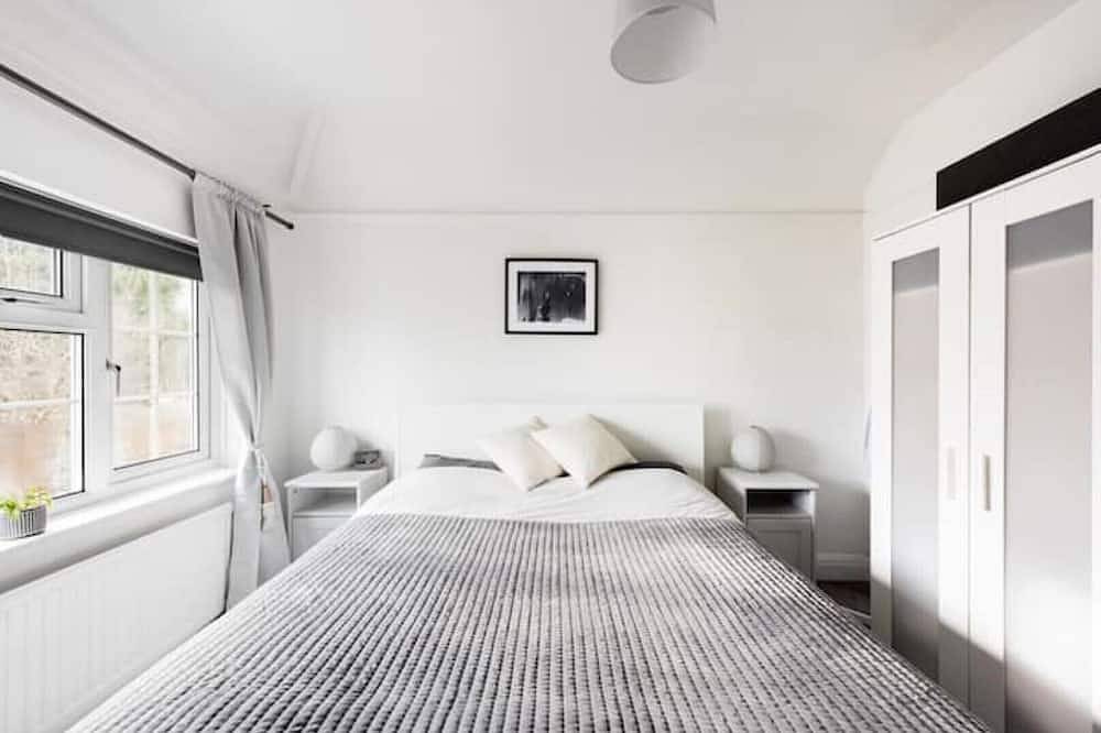 Entire apartment, Clean Cozy & Bright Entire Flat 5min Harry Potter in Watford, Hertfordshire