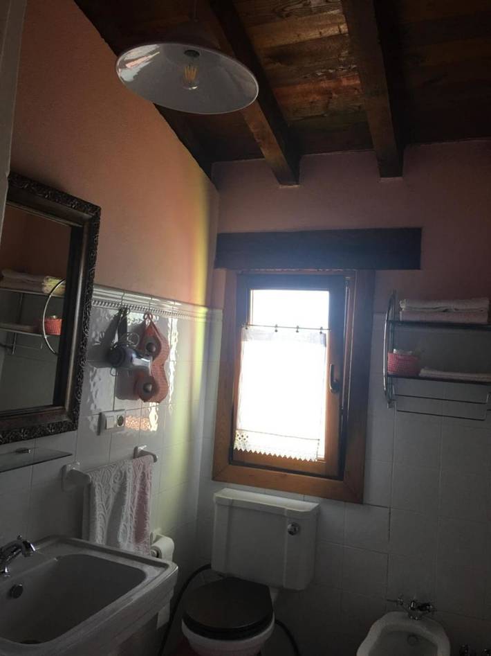 Casa rural para 2 personas, con jacuzzi además de terraza y jardín en Cantabria - 3