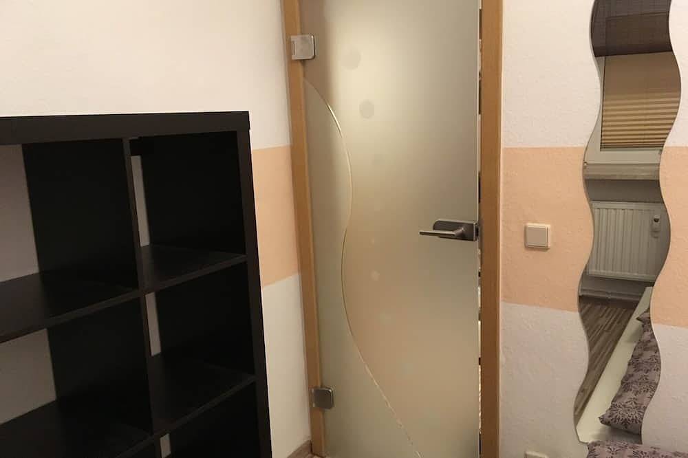 Ganze Wohnung, Villa Linde - Hochwertig ausgestatte 2. Raum Wohnung direkt im Zentrum in Bernburg, Region Salzlandkreis