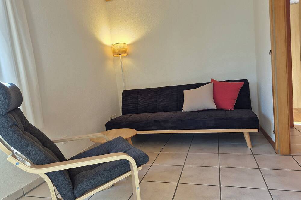 Ganze Wohnung, Gemütliche Ferienwohnung – Natur & Erholung in Aeschi bei Spiez, Thunersee