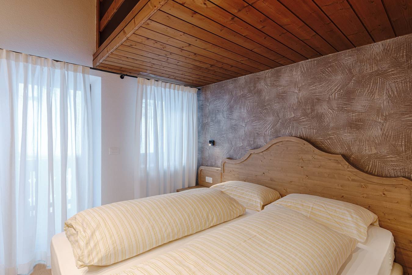 Ganze Wohnung, Ferienwohnung 'Sas Ciapel' mit Bergblick, Gemeinschaftsterrasse und Wlan in Buchenstein, Dolomiti Superski